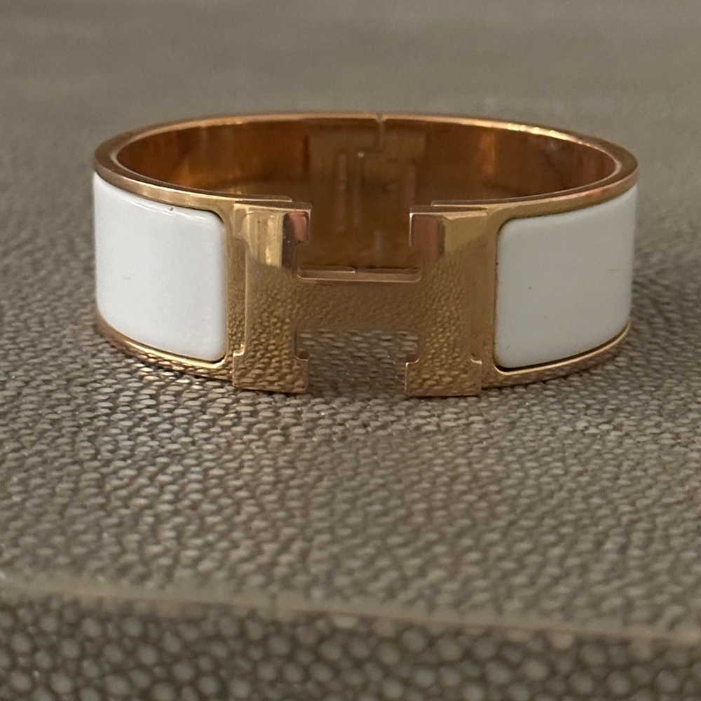 Hèrmes White Clic Clac H Bracelet